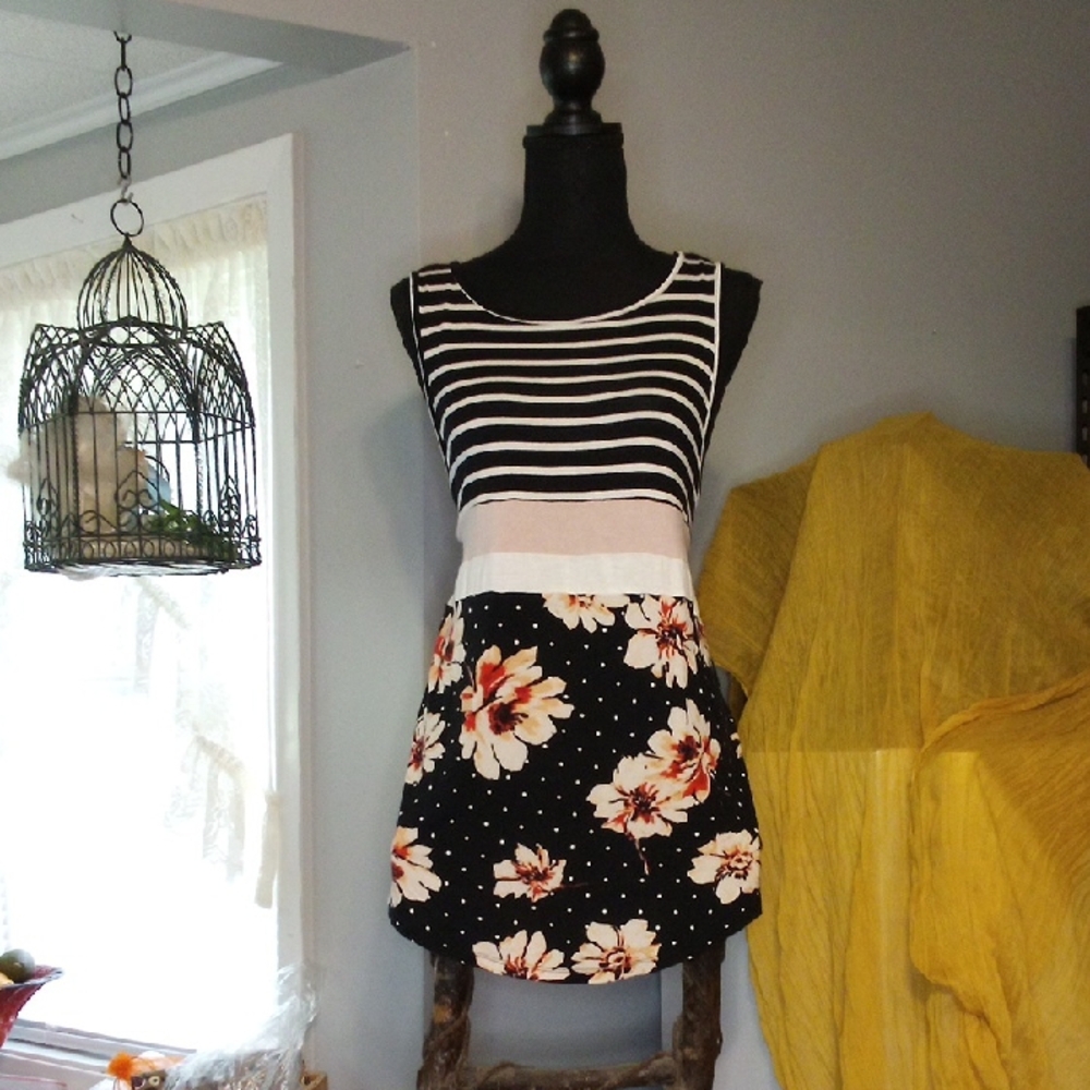 3/$25 Floral Tank Blouse By Maurice Size 0X